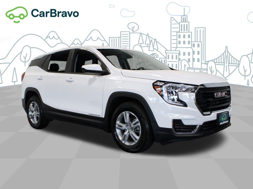 2024 GMC Terrain SLE — photo 1 of 7
