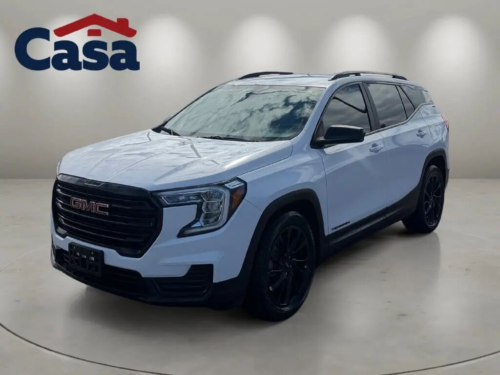 2023 GMC Terrain SLE — photo 1 of 13