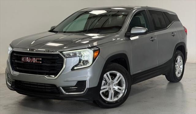 2024 GMC Terrain SLE — photo 1 of 13