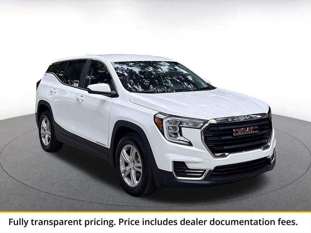 2024 GMC Terrain SLE — photo 1 of 13
