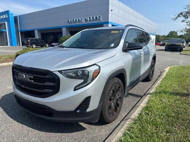 2021 GMC Terrain SLE — photo 1 of 26