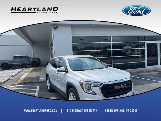 2022 GMC Terrain SLE — photo 1 of 25