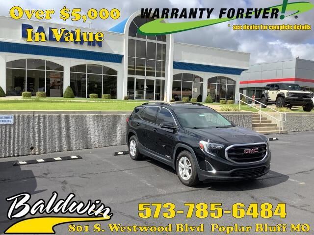 2020 GMC Terrain SLE — photo 1 of 13