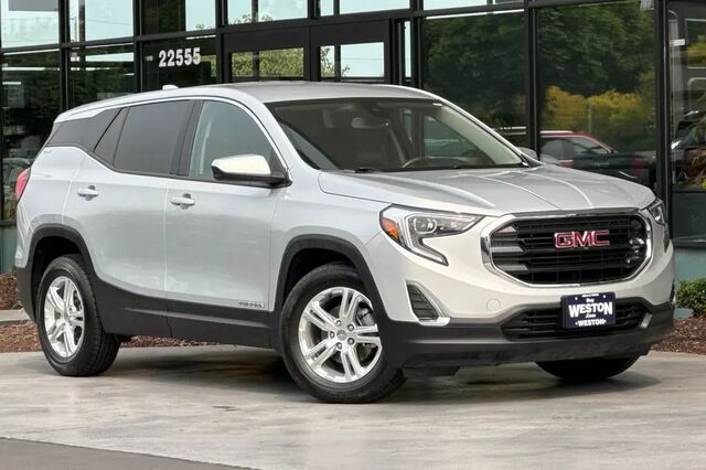 2020 GMC Terrain SLE — photo 1 of 32