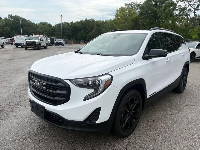 2020 GMC Terrain SLE — photo 1 of 13