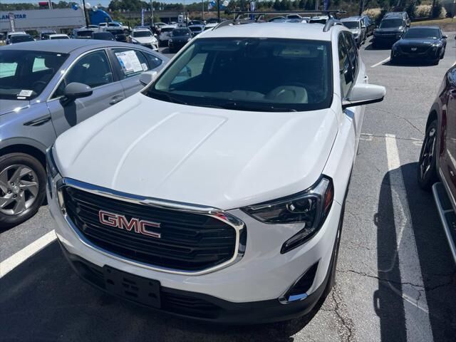2019 GMC Terrain SLE — photo 1 of 8