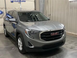 2020 GMC Terrain SLE — photo 1 of 26