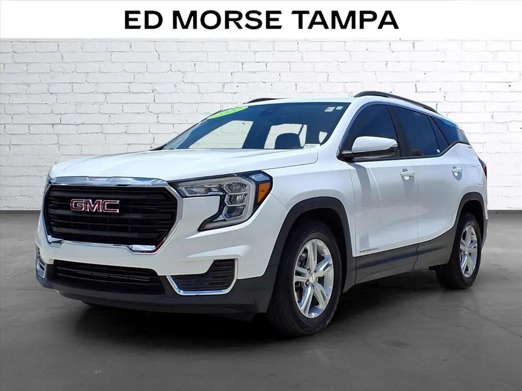 2022 GMC Terrain SLE — photo 1 of 39