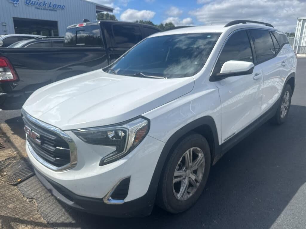 2020 GMC Terrain SLE — photo 1 of 1