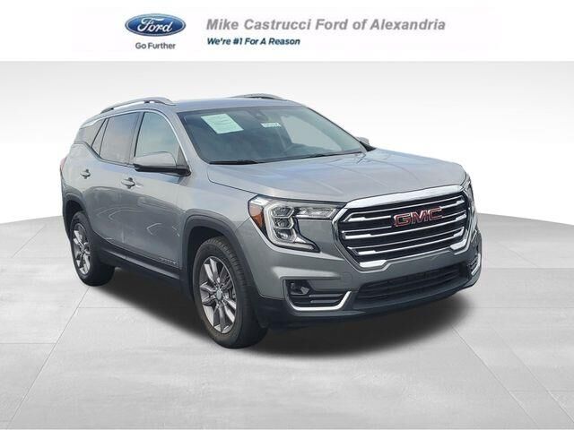 2024 GMC Terrain SLT — photo 1 of 13