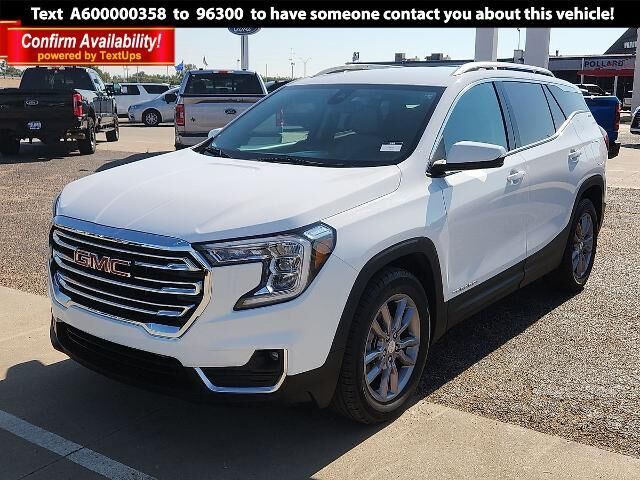2023 GMC Terrain SLT — photo 1 of 24