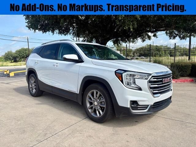 2024 GMC Terrain SLT — photo 1 of 26