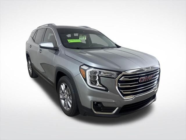 2023 GMC Terrain SLT — photo 1 of 13