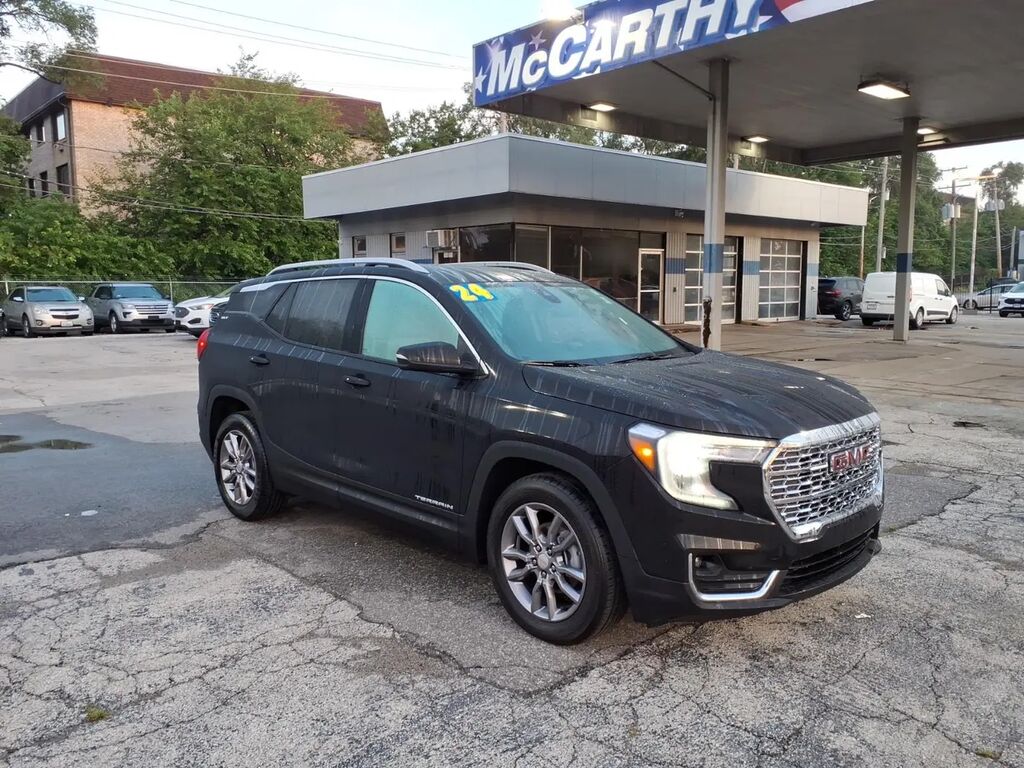 2024 GMC Terrain SLT — photo 1 of 13