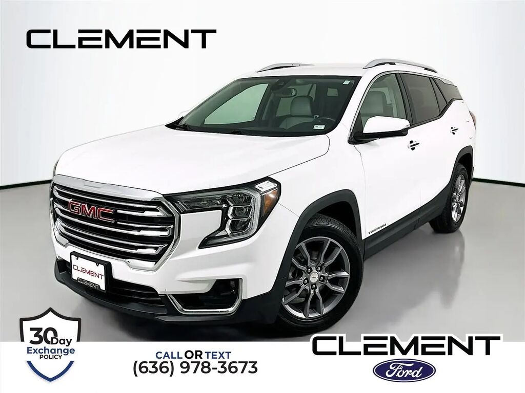 2023 GMC Terrain SLT — photo 1 of 9