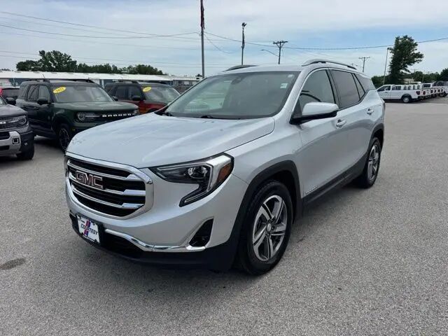 2020 GMC Terrain SLT — photo 1 of 13