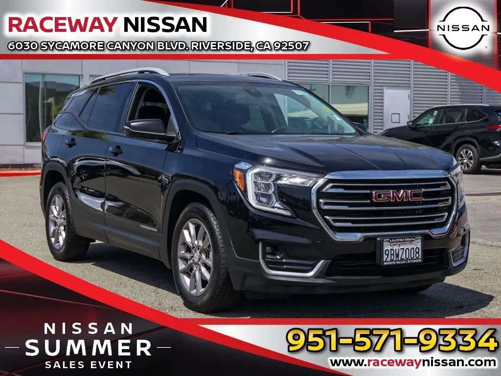 2022 GMC Terrain SLT — photo 1 of 14