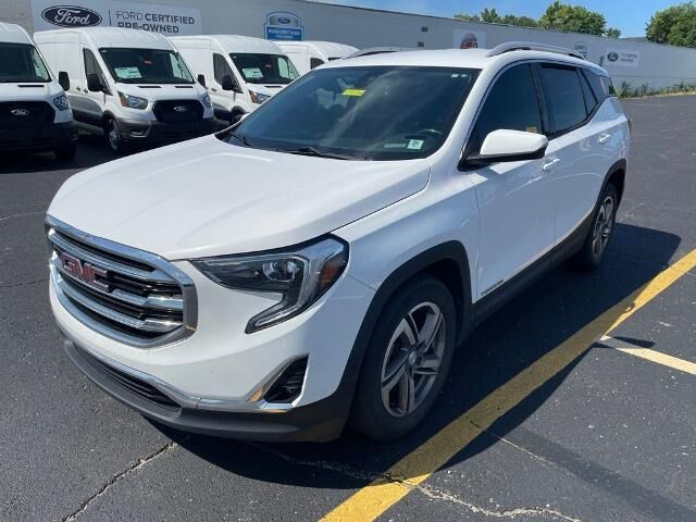 2020 GMC Terrain SLT — photo 1 of 26