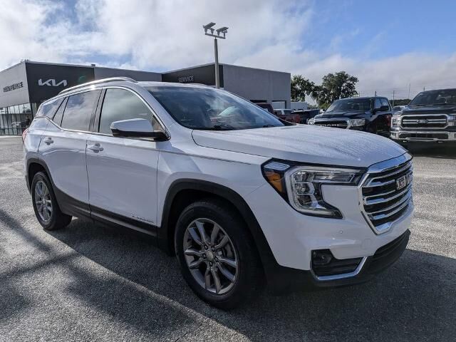 2022 GMC Terrain SLT