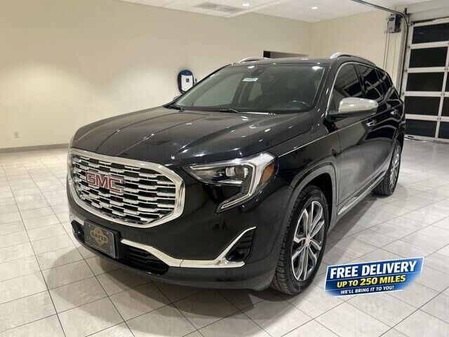 2018 GMC Terrain Denali — photo 1 of 40