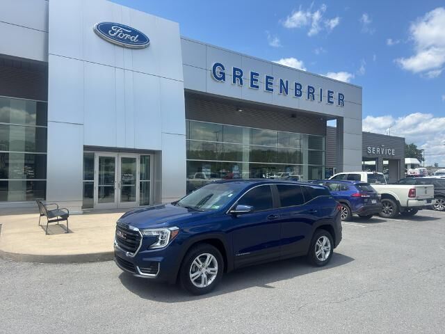 2023 GMC Terrain SLE — photo 1 of 13