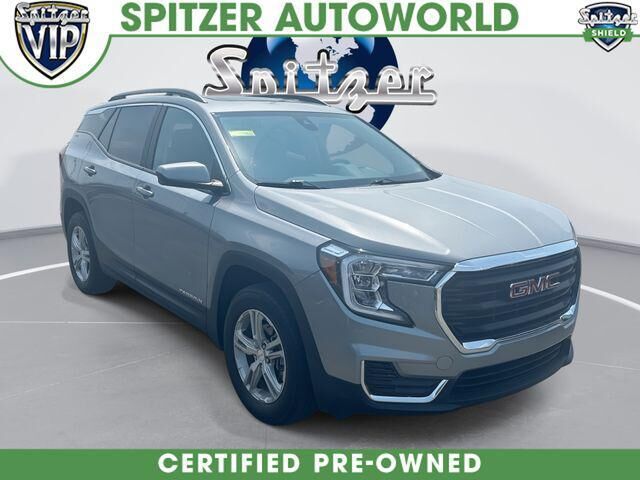2023 GMC Terrain SLE — photo 1 of 13
