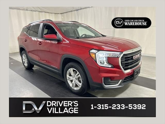 2024 GMC Terrain SLE — photo 1 of 13