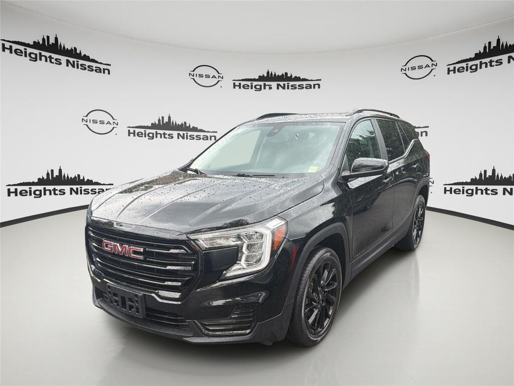 2023 GMC Terrain SLE — photo 1 of 14
