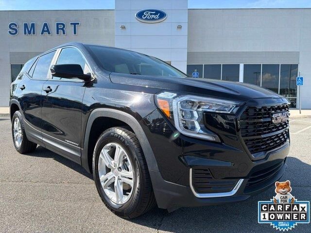 2024 GMC Terrain SLE — photo 1 of 25