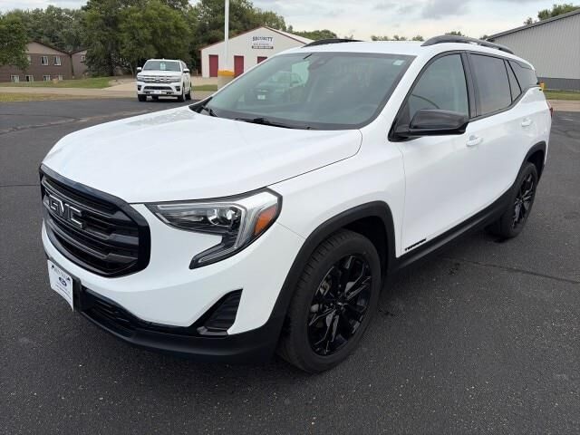2021 GMC Terrain SLE — photo 1 of 26