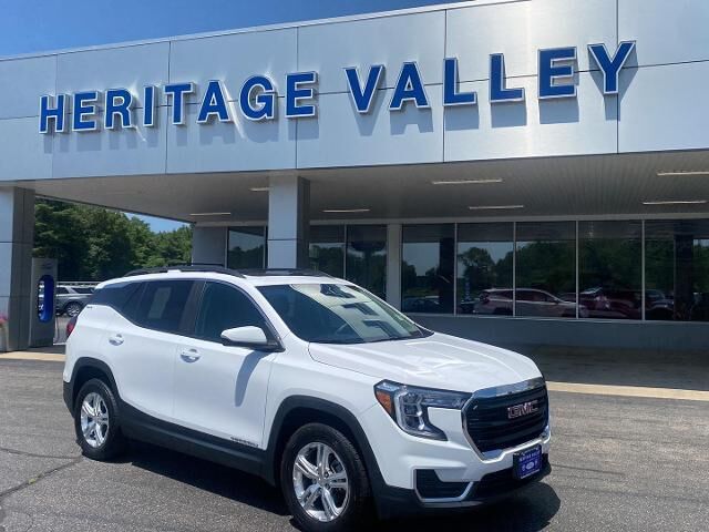2022 GMC Terrain SLE — photo 1 of 13