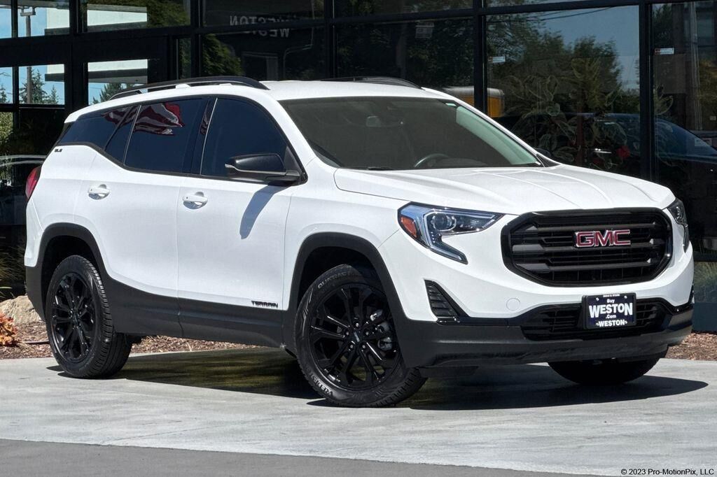 2021 GMC Terrain SLE — photo 1 of 14