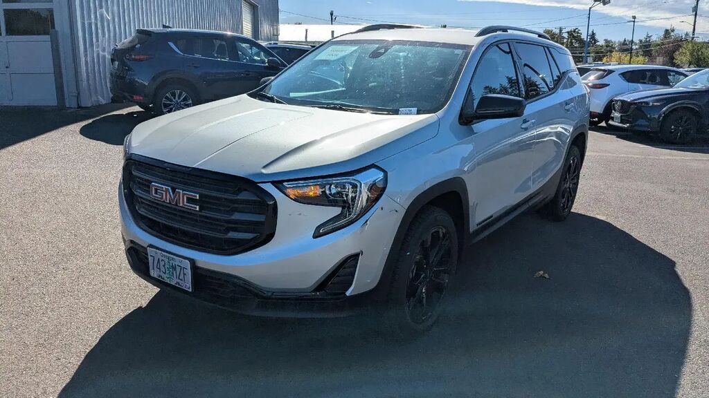 2021 GMC Terrain SLE — photo 1 of 13