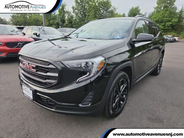 2020 GMC Terrain SLE — photo 1 of 1