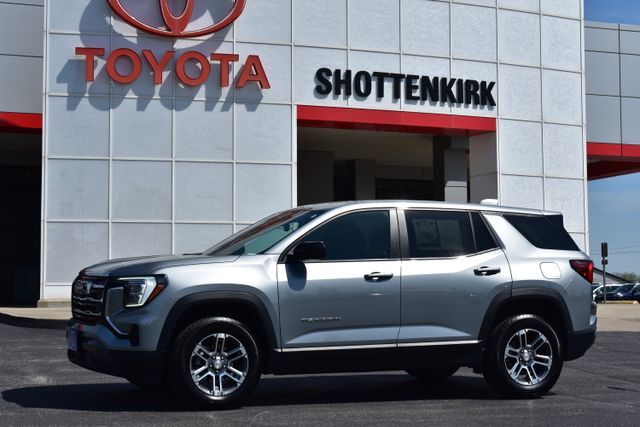 2026 GMC Terrain Elevation — photo 1 of 13