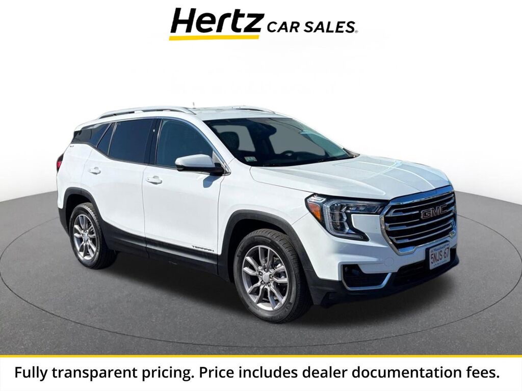 2024 GMC Terrain SLT — photo 1 of 11