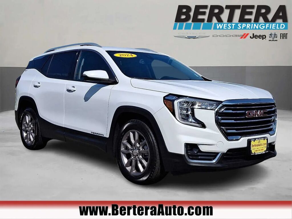 2024 GMC Terrain SLT — photo 1 of 13