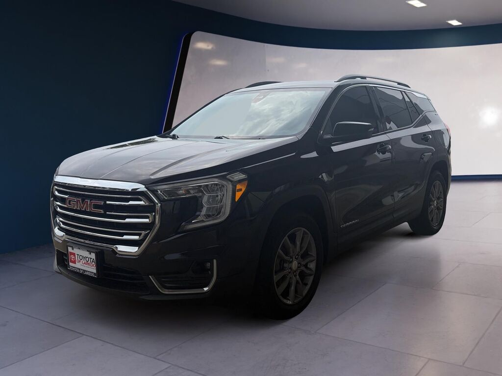 2023 GMC Terrain SLT — photo 1 of 13