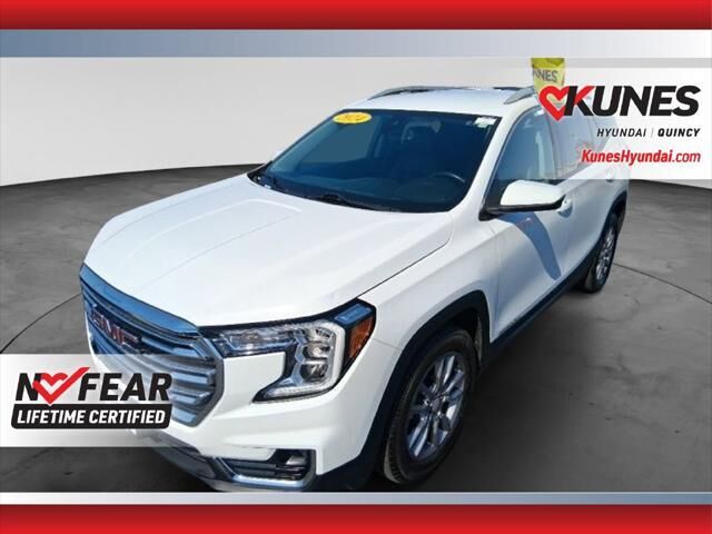 2024 GMC Terrain SLT — photo 1 of 13