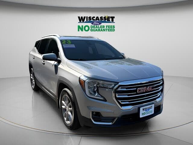 2023 GMC Terrain SLT — photo 1 of 2