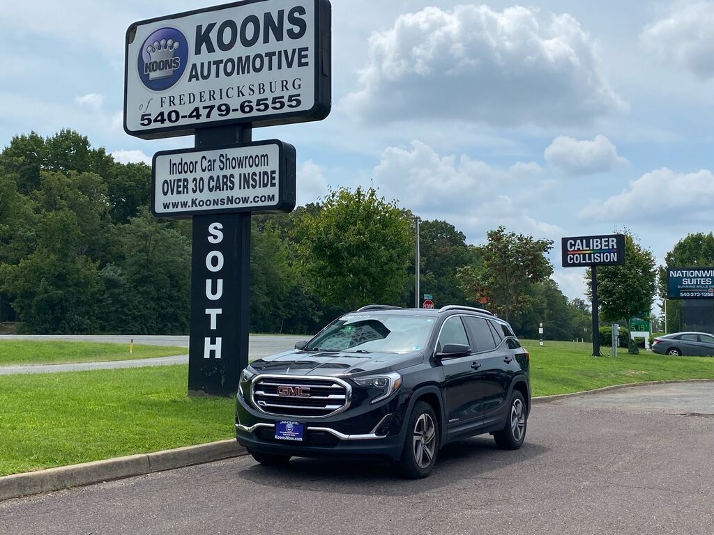 2021 GMC Terrain SLT — photo 1 of 13