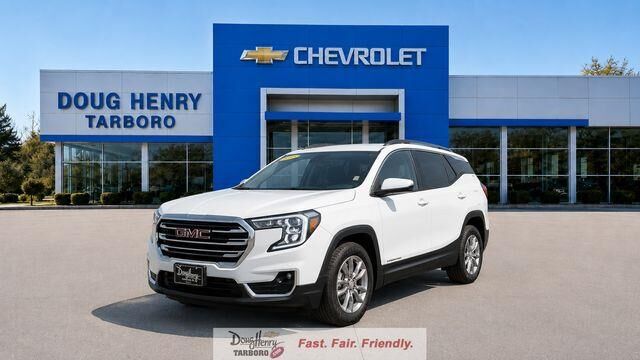 2022 GMC Terrain SLT — photo 1 of 13