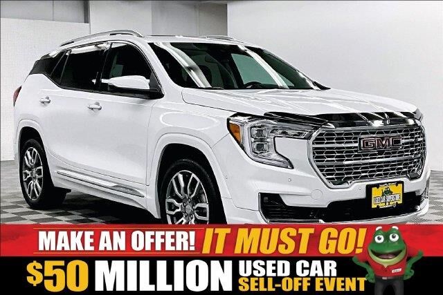 2024 GMC Terrain Denali — photo 1 of 13