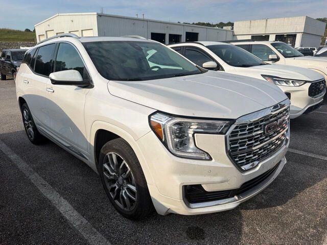 2023 GMC Terrain Denali