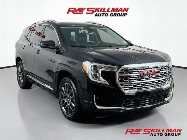 2024 GMC Terrain Denali — photo 1 of 12