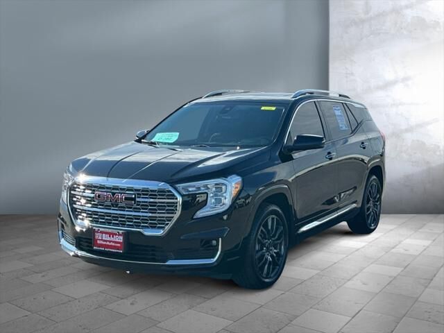 2023 GMC Terrain Denali — photo 1 of 36