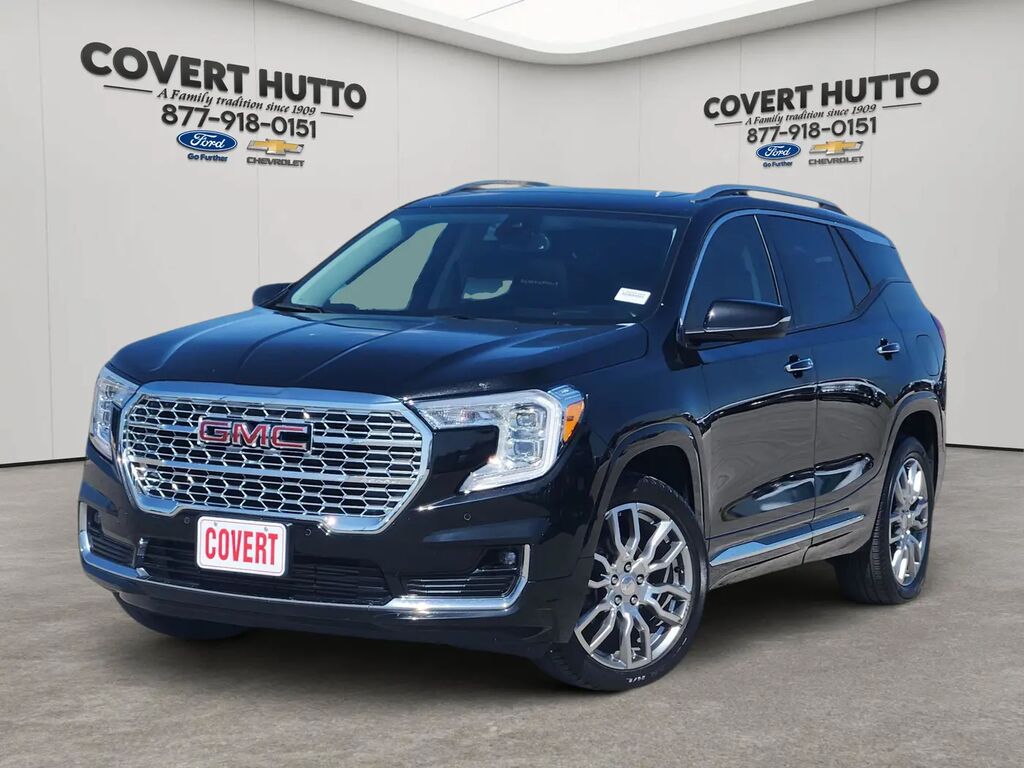2023 GMC Terrain Denali — photo 1 of 13
