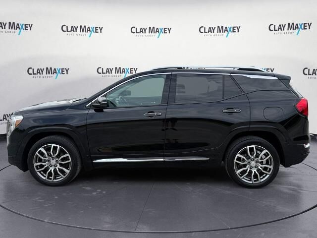 2022 GMC Terrain Denali — photo 1 of 26