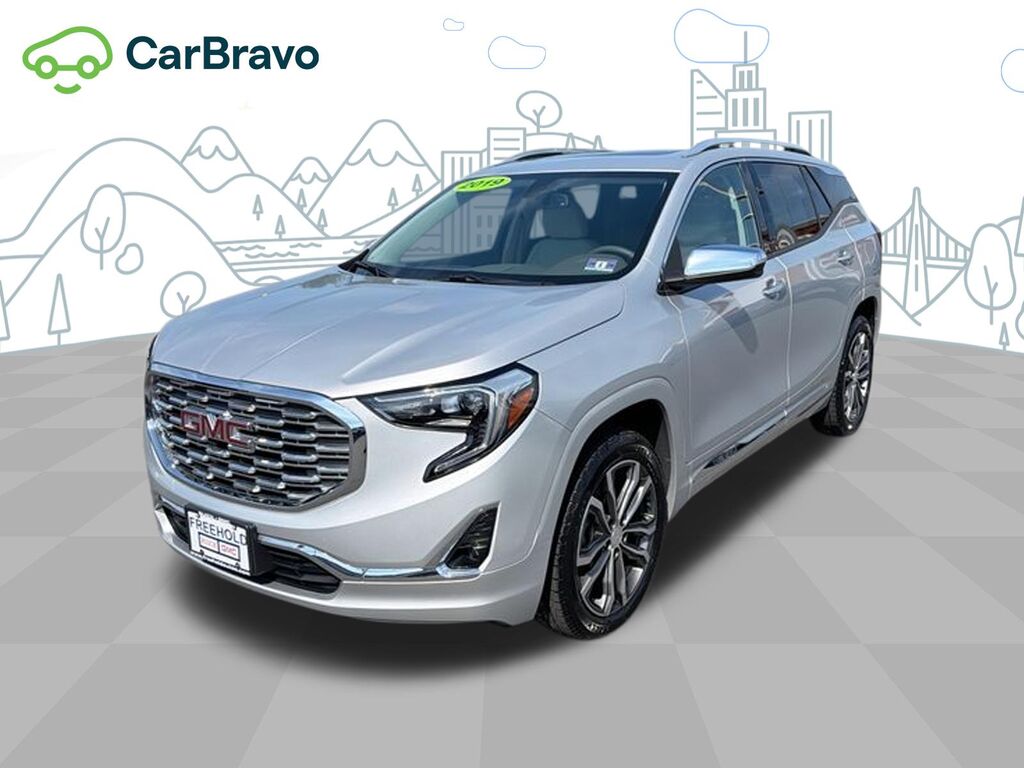 2019 GMC Terrain Denali — photo 1 of 6
