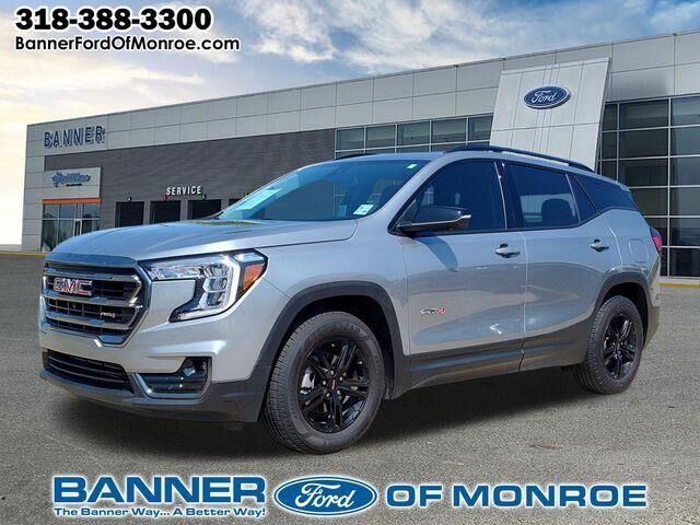 2024 GMC Terrain AT4 — photo 1 of 26